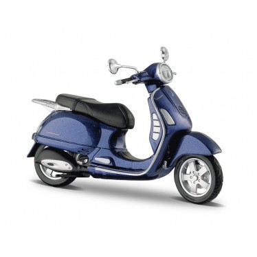 Maisto Vespa Granturismo (2003) - 1:18 Diecast Scooter